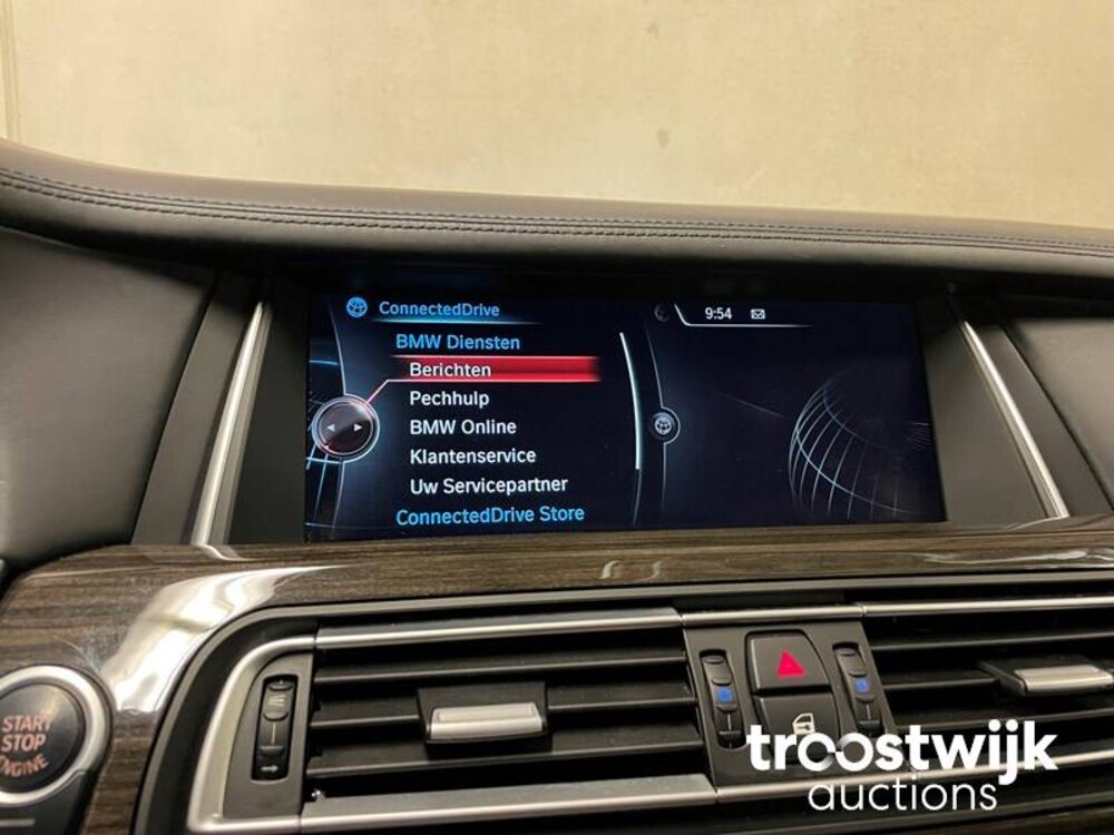 BMW 730d High Executive 7-series 258hp 2015 -Orig. NL-, GR-218-G