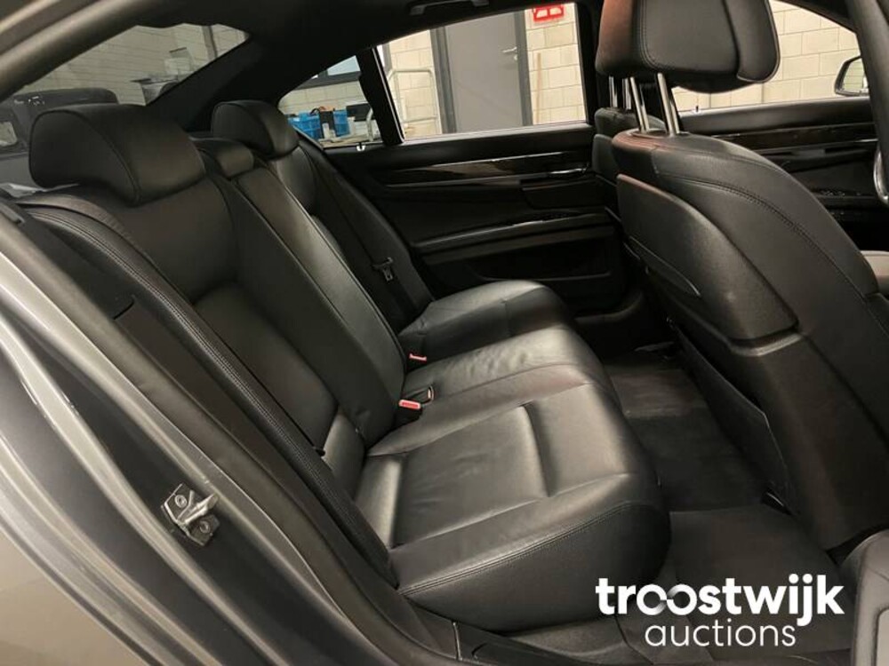 BMW 730d High Executive 7-series 258hp 2015 -Orig. NL-, GR-218-G