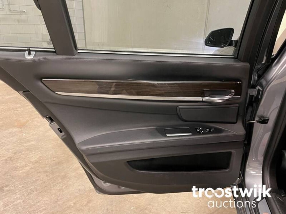 BMW 730d High Executive 7-series 258hp 2015 -Orig. NL-, GR-218-G