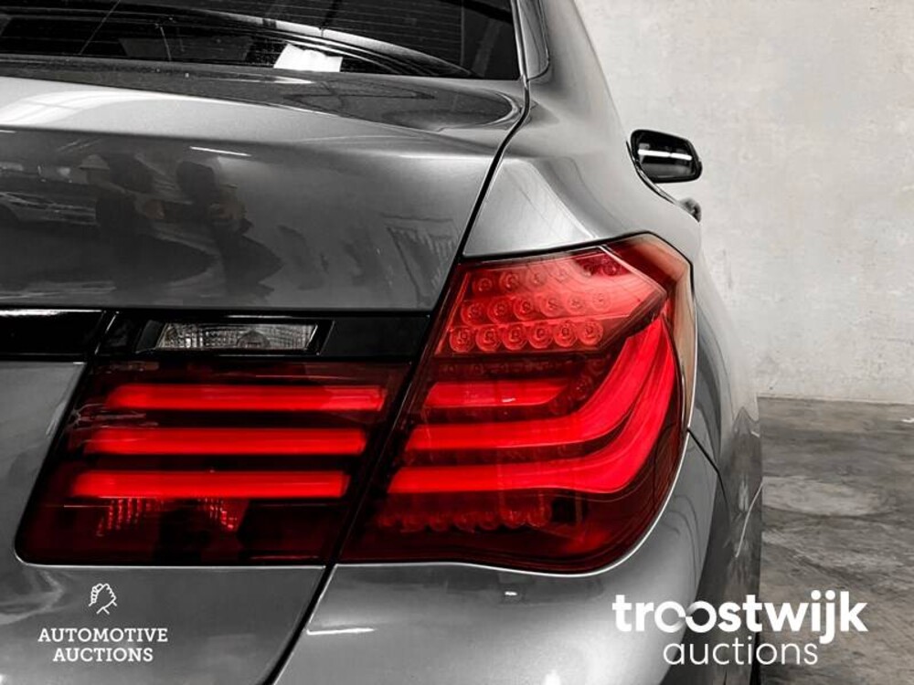 BMW 730d High Executive 7-series 258hp 2015 -Orig. NL-, GR-218-G