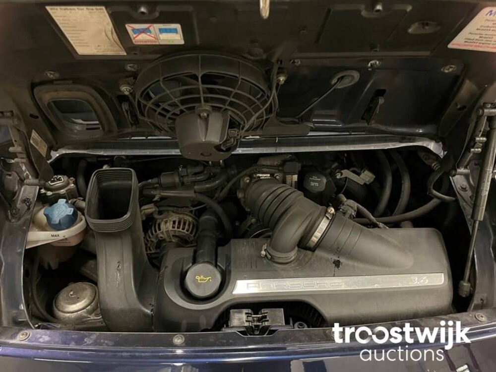 Porsche 911 Carrera 3.6 325hp 2005, 36-XV-SL