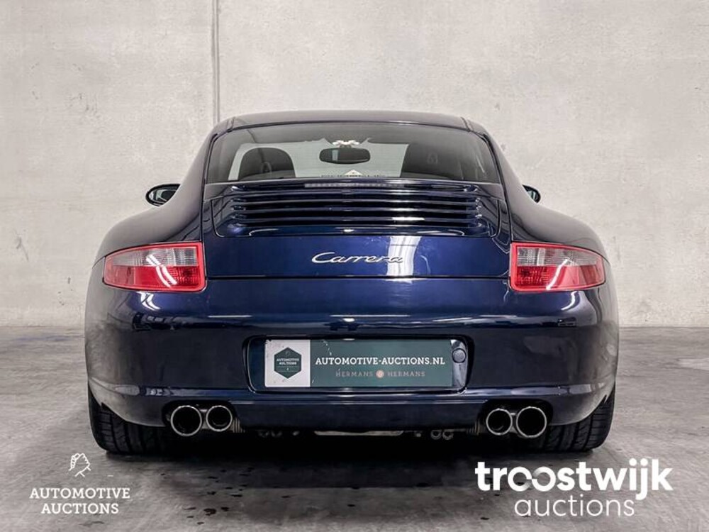 Porsche 911 Carrera 3.6 325hp 2005, 36-XV-SL