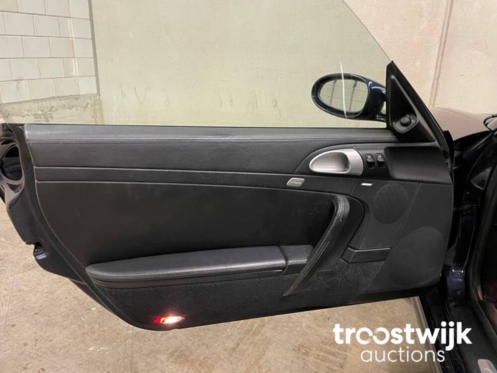 Porsche 911 Carrera 3.6 325hp 2005, 36-XV-SL