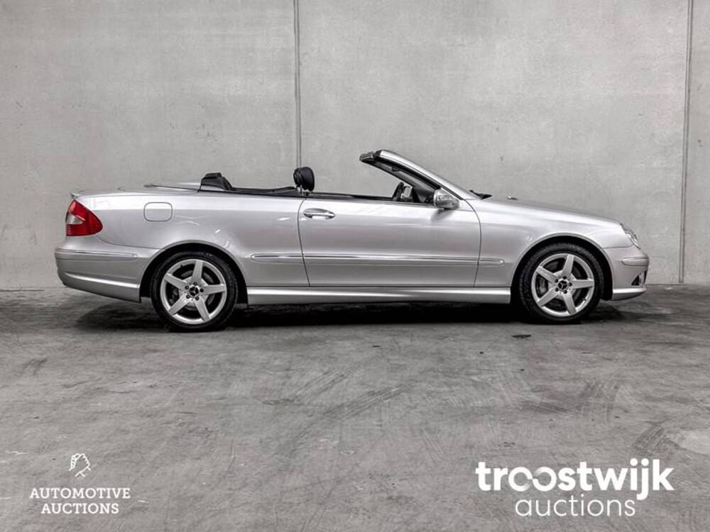 Mercedes-Benz CLK550 Elegance Cabriolet 387pk 2007, R-028-VF