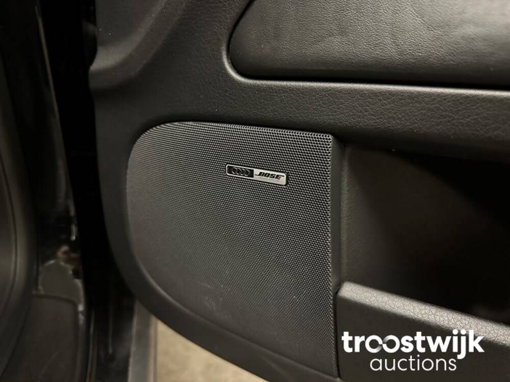 Audi S4 Avant  344pk B6 2003 -Orig. NL-, 43-ND-ZS