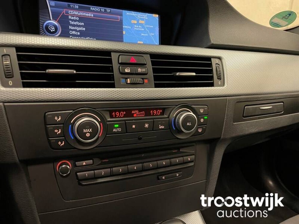 BMW 318i Touring Corporate Lease M Sport Edition 3-serie 136pk E90/E91 2013 -Orig. NL-, 90-ZLH-6