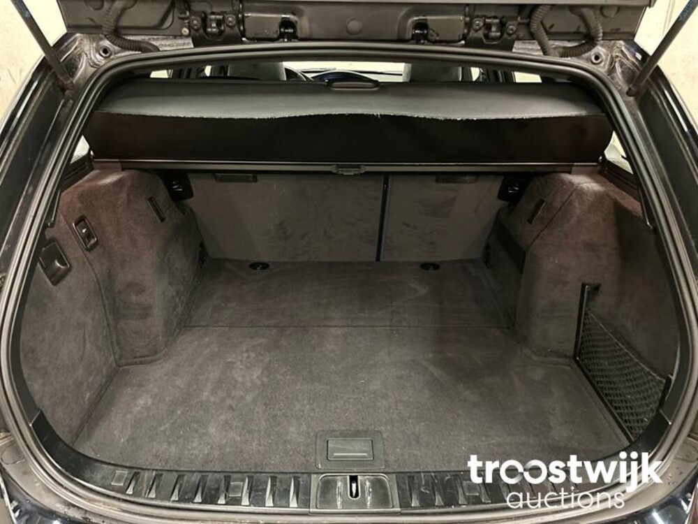 BMW 318i Touring Corporate Lease M Sport Edition 3-serie 136pk E90/E91 2013 -Orig. NL-, 90-ZLH-6