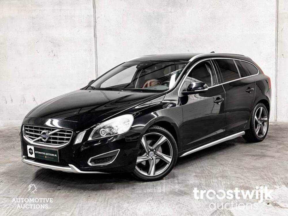Volvo V60 1.6 T3 Momentum 150pk 2011 -Orig. NL-, 61-RHL-9