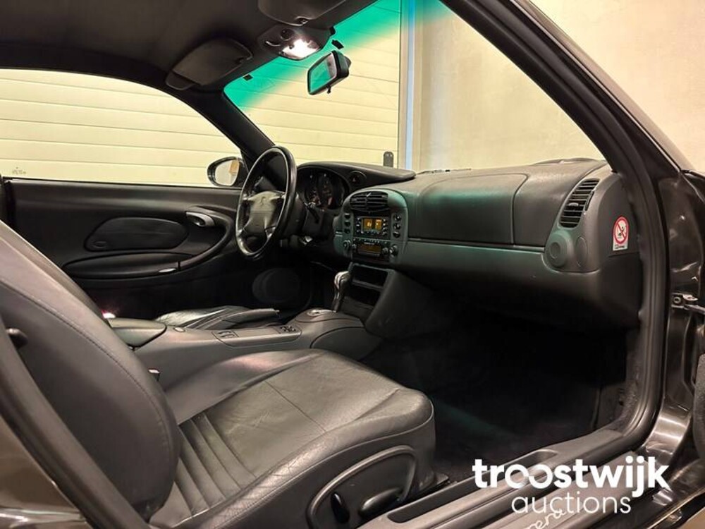 Porsche 911 Carrera Coupe 3.4 300 PS 1999, R-223-PB