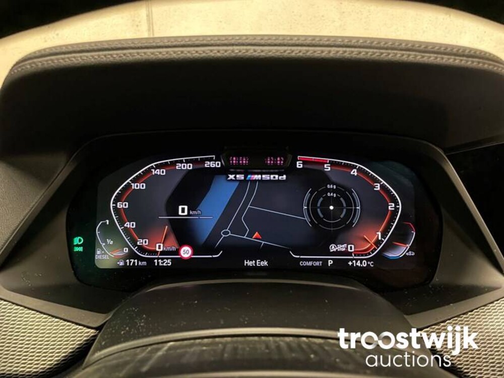 BMW M50d High Executive M50d 400pk 2019, J-024-JS