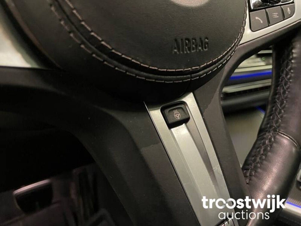 BMW M50d High Executive M50d 400pk 2019, J-024-JS