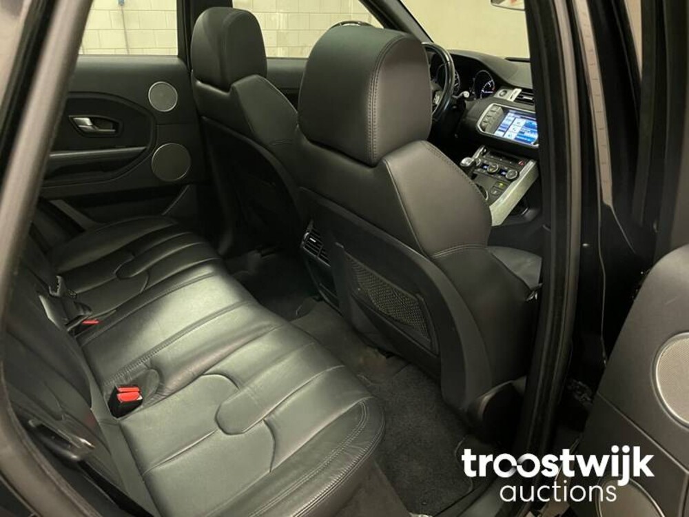 Land Rover Range Rover Evoque 2.2 eD4 2WD Pure 150pk 2015, 4-ZLN-66