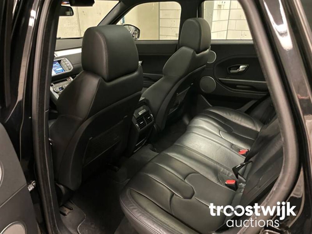 Land Rover Range Rover Evoque 2.2 eD4 2WD Pure 150pk 2015, 4-ZLN-66