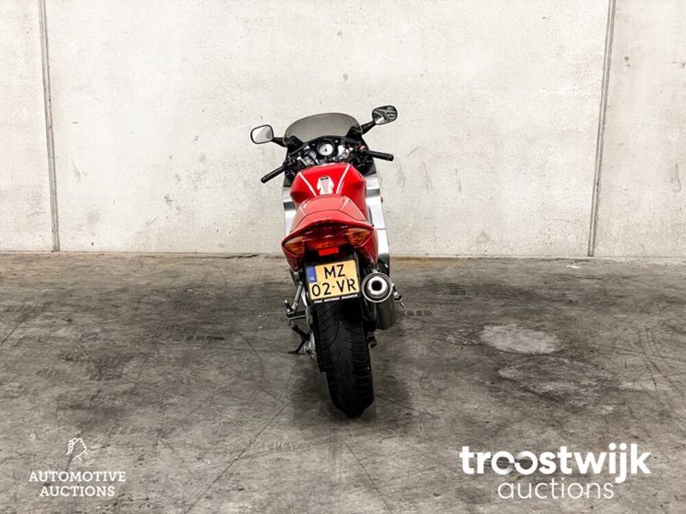 Honda VFR800FI 782cc 100pk 1999, MZ-02-VR