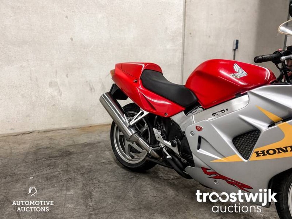 Honda VFR800FI 782cc 100pk 1999, MZ-02-VR