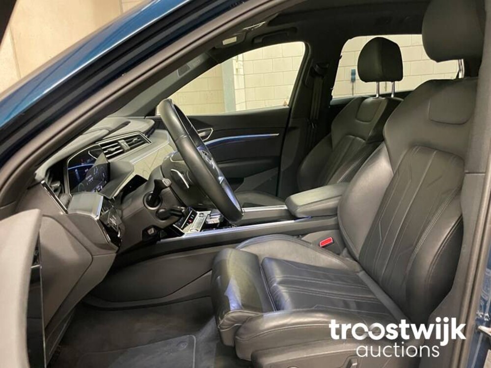 Audi e-tron 55 Quattro advanced Pro Line + 265kW 2018, K-652-VJ