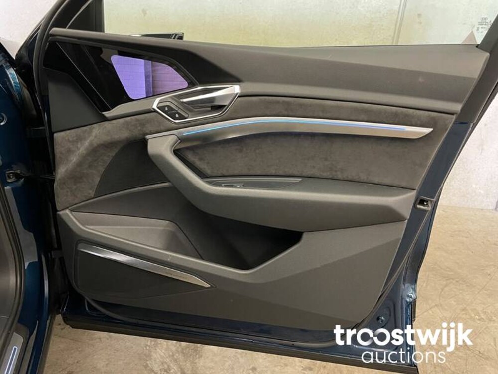 Audi e-tron 55 Quattro advanced Pro Line + 265kW 2018, K-652-VJ