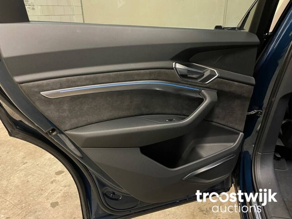 Audi e-tron 55 Quattro advanced Pro Line + 265kW 2018, K-652-VJ