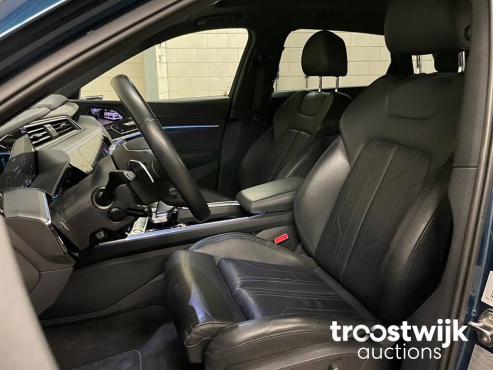 Audi e-tron 55 Quattro advanced Pro Line + 265kW 2018, K-652-VJ