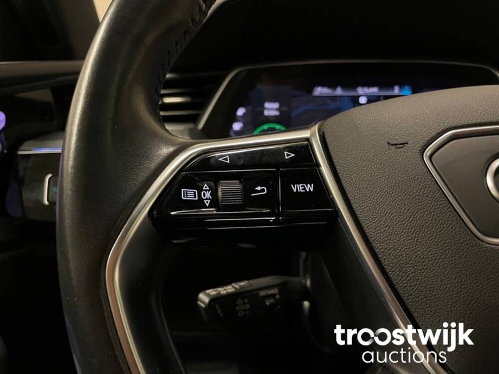 Audi e-tron 55 Quattro advanced Pro Line + 265kW 2018, K-652-VJ