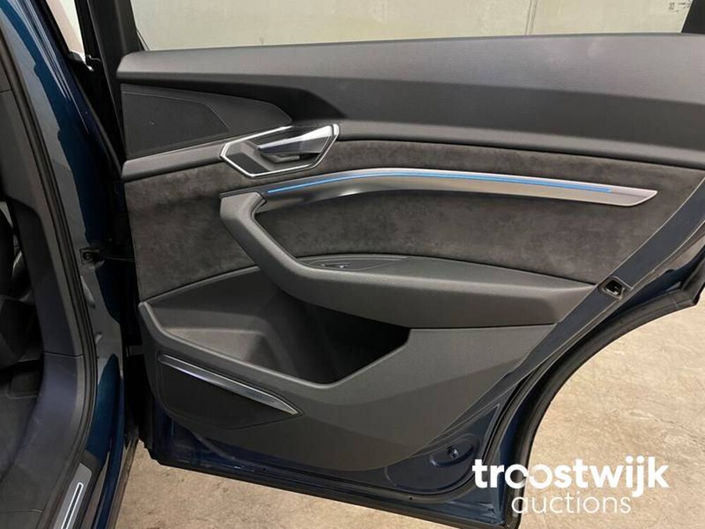 Audi e-tron 55 Quattro advanced Pro Line + 265kW 2018, K-652-VJ