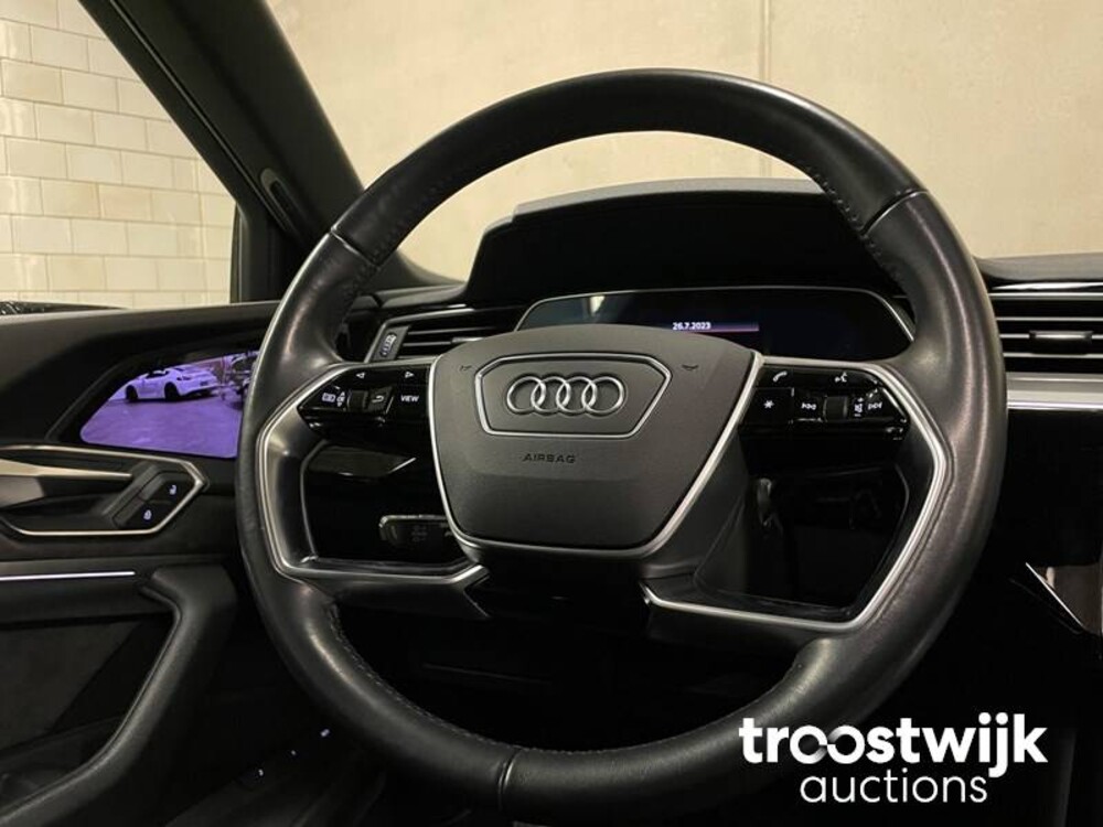 Audi e-tron 55 Quattro advanced Pro Line + 265kW 2018, K-652-VJ