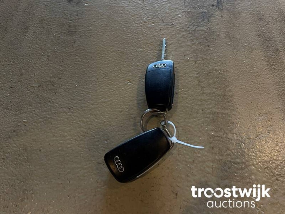 Audi TTS Coupe 2.0  272pk 2011