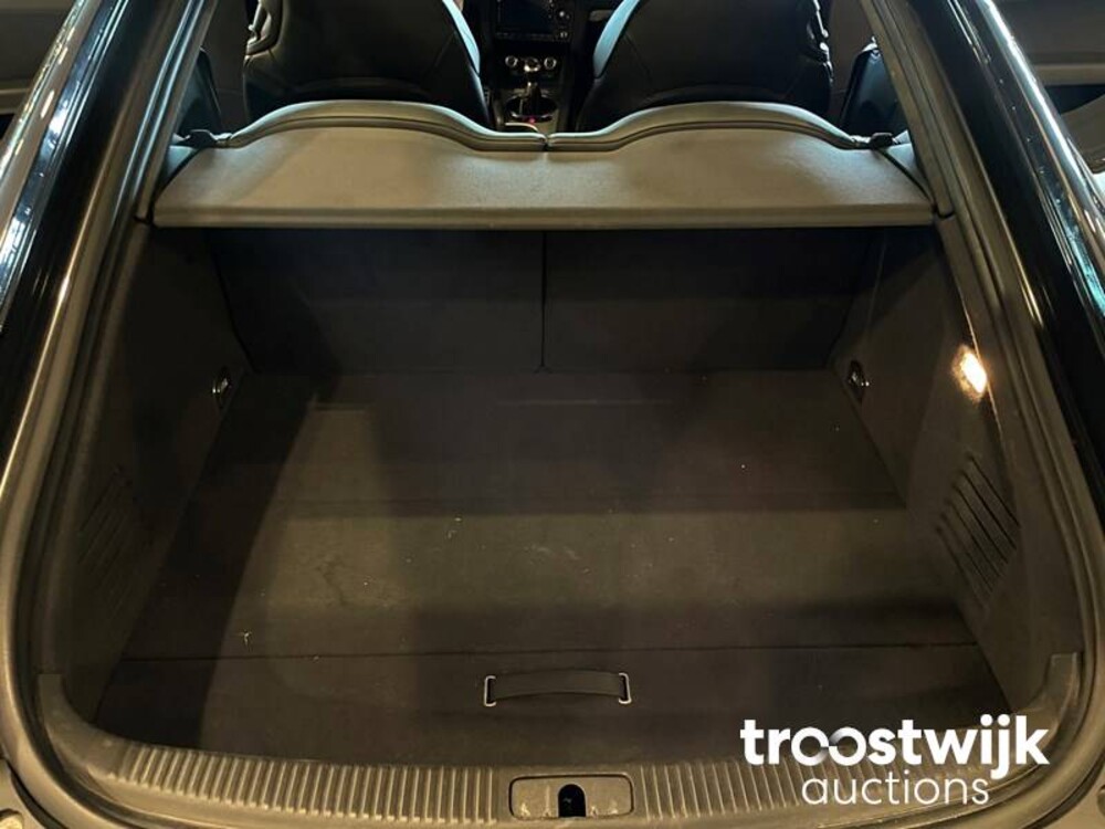 Audi TTS Coupe 2.0  272pk 2011