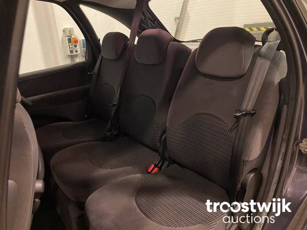 Citroen Xsara Picasso 1.6i-16V Image 109pk 2008, 53-JBZ-4