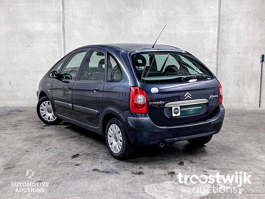 Citroen Xsara Picasso 1.6i-16V Image 109hp 2008, 53-JHA-4