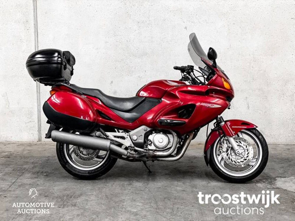 Honda NT 650 Deauville 2002, MG-BT-17