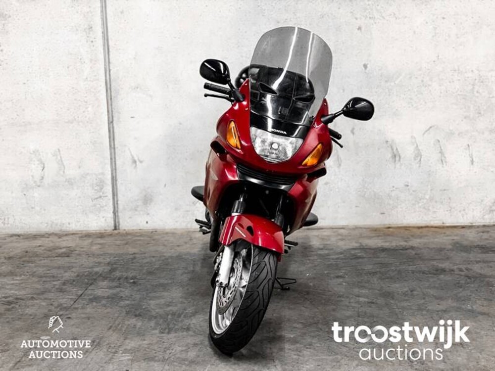 Honda NT 650 Deauville 2002, MG-BT-17