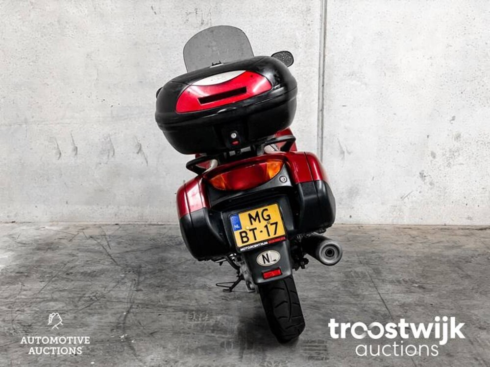 Honda NT 650 Deauville 2002, MG-BT-17