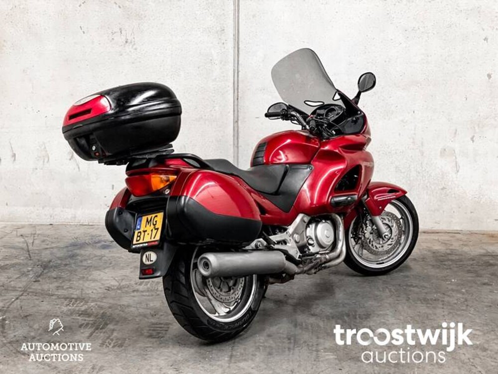 Honda NT 650 Deauville 2002, MG-BT-17