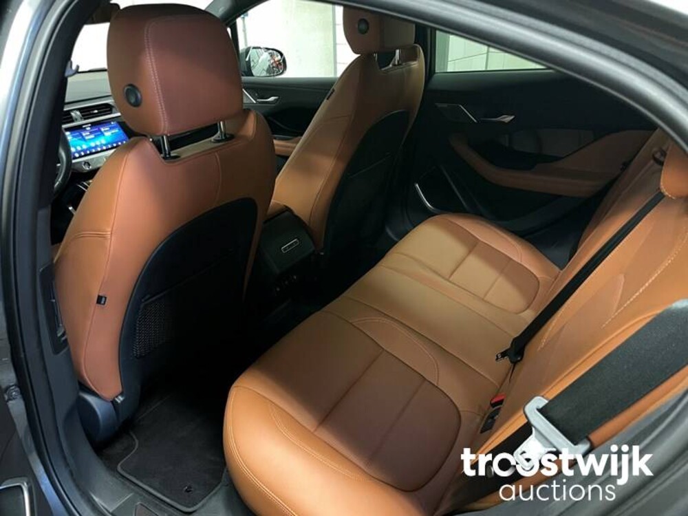 Jaguar I-Pace EV400 HSE 294kw 2018 -Orig. NL-, XG-719-K