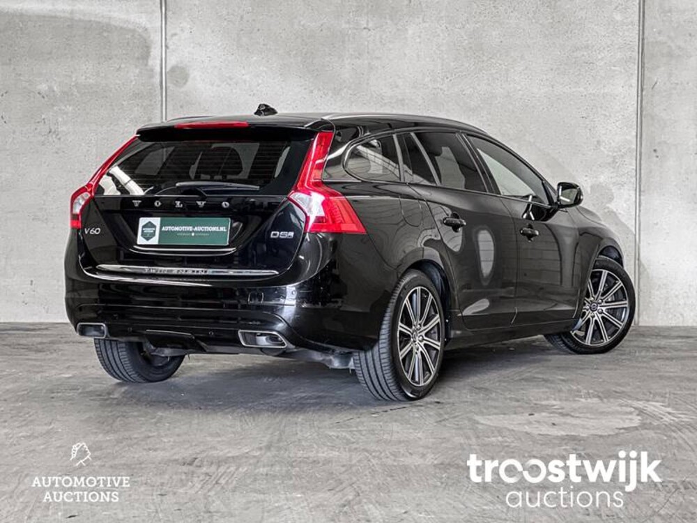 Volvo V60 2.4 D5 Twin Engine Plug-in Hybrid Special Edition 163pk 2016, -Orig. NL-, KZ-683-B