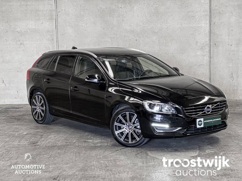 Volvo V60 2.4 D5 Twin Engine Plug-in Hybrid Special Edition 163pk 2016, -Orig. NL-, KZ-683-B