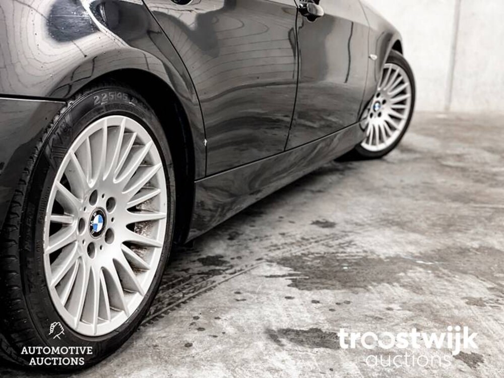 BMW 325i Touring Dynamic Executive 3-serie 218pk E90/E91 2006 -Orig. NL-, 80-SG-NK