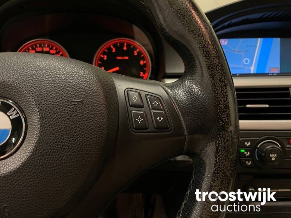 BMW 325i Touring Dynamic Executive 3-serie 218pk E90/E91 2006 -Orig. NL-, 80-SG-NK