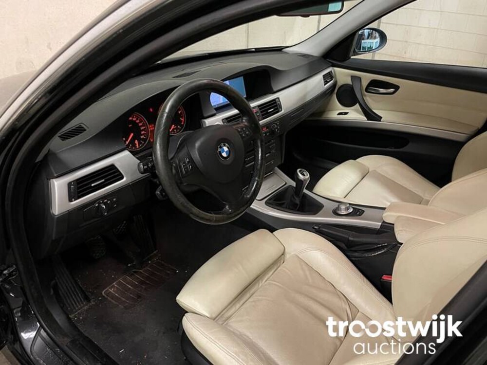 BMW 325i Touring Dynamic Executive 3-serie 218pk E90/E91 2006 -Orig. NL-, 80-SG-NK