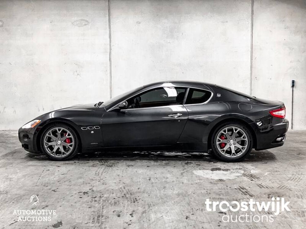 Maserati Granturismo 4.2 405pk 2013