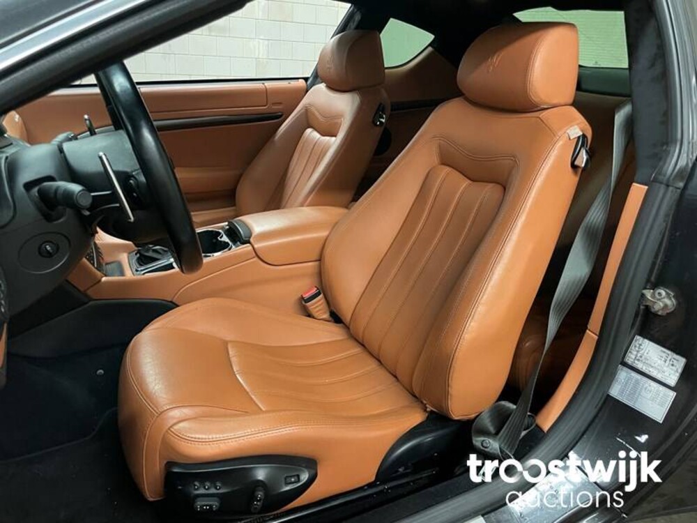 Maserati Granturismo 4.2 405pk 2013