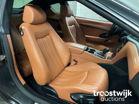 Maserati Granturismo 4.2 405pk 2013