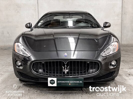 Maserati Granturismo 4.2 405pk 2013