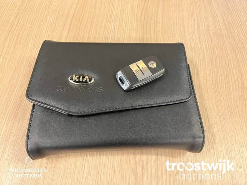 Kia cee'd Sportswagon 1.6 CRDi GT-Line 136pk 2017 -Orig. NL-, NF-601-H