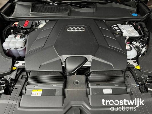 Audi Q8 60 TFSIe S-Line 3.0 Quattro  467hp 2022, T-001-HD