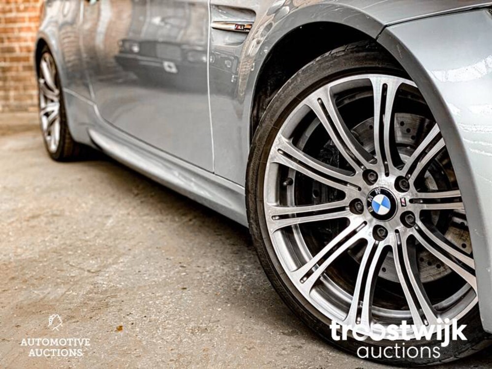 BMW M3 E93 4.0 V8 420 PS 2012 DCT