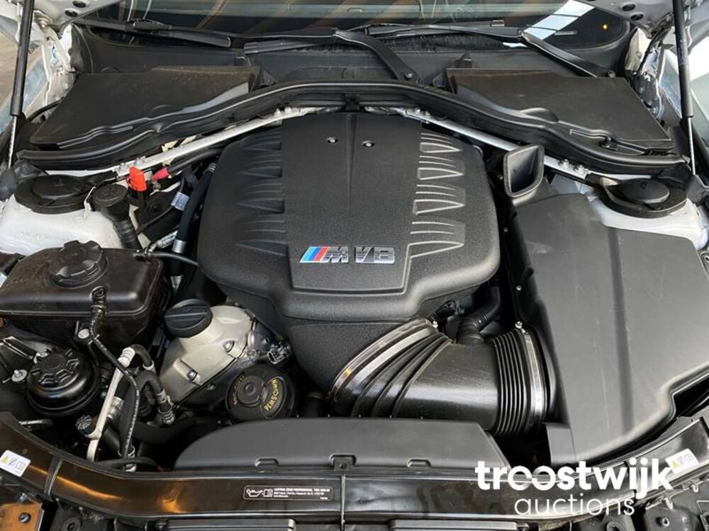 BMW M3 E93 DKG V8 420ch - Individual ***VENDUE*** - Reims Individual Motors