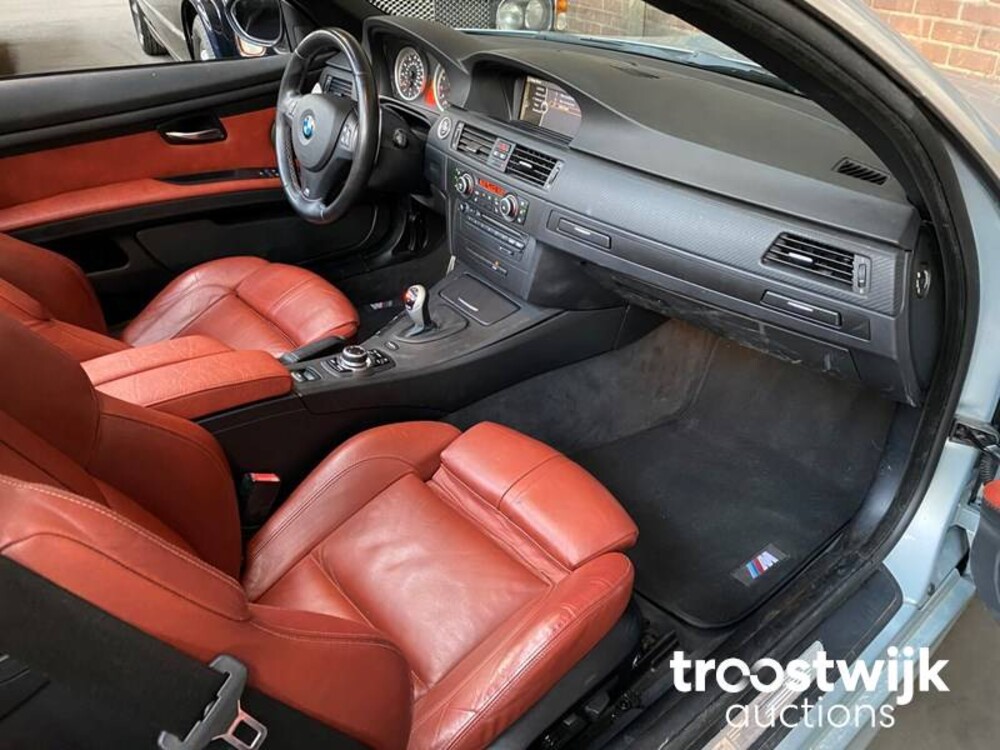 BMW M3 E93 4.0 V8 420 PS 2012 DCT