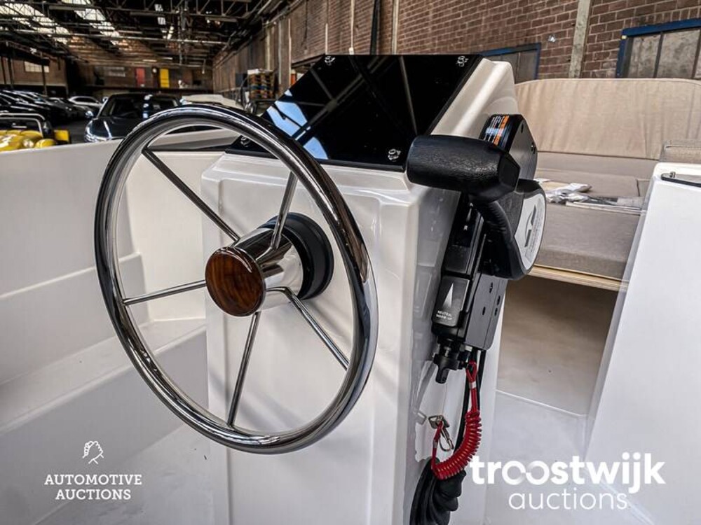 Valory  Sloep 480 Boot 9,8 PS 2022 -NEU-